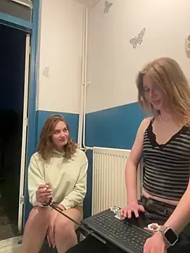 SweetNatalie699  live sex cam