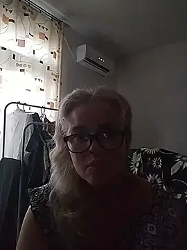ValentinaAusten  live sex cam