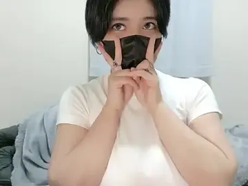 Boyishmikuri  live sex cam