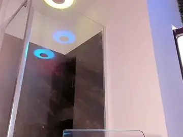 Realhotfallingdevil  live sex cam