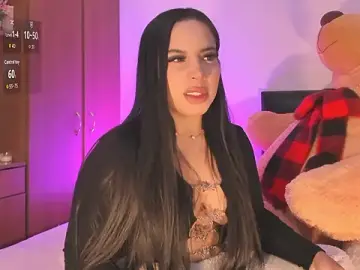 LauraSweett  live sex cam