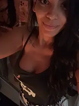 LiaMaria27  live sex cam