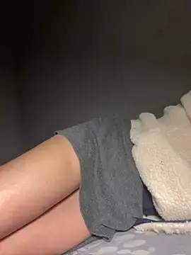 Lylyk2  live sex cam