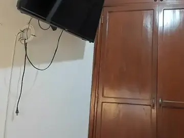 Melodyi__  live sex cam