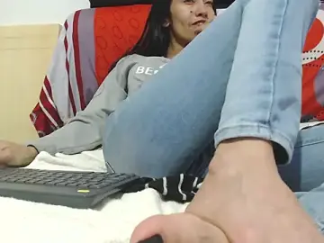 Saaramiller  live sex cam
