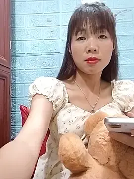AmyLinee01  live sex cam