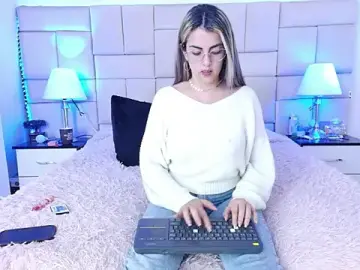 Aphril__  live sex cam