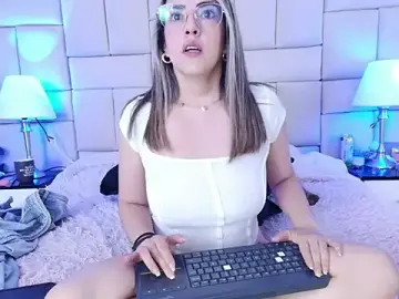 Aphril__  live sex cam