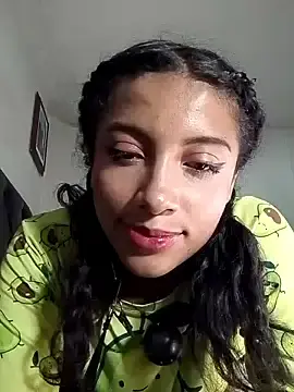 KattyBerryX  live sex cam