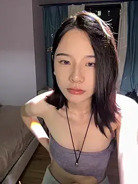 Qiqi-a  live sex cam