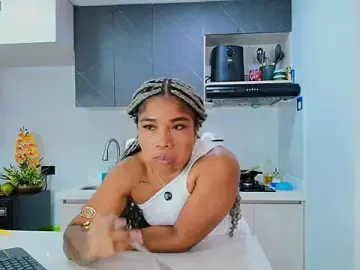 SilvannaFitt  live sex cam