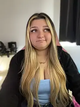 SweetFoxEyes_  live sex cam