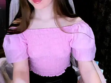 Hloya_soon  live sex cam