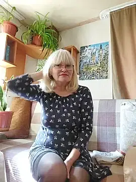 IrmaRose  live sex cam