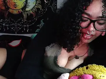 MommieMia  live sex cam