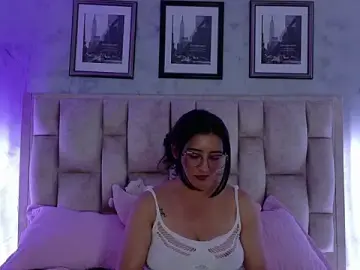 NicolJeans  live sex cam