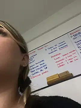 Paolee  live sex cam