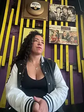 Paris_11  live sex cam
