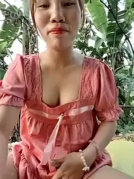 Tin_tanny  live sex cam