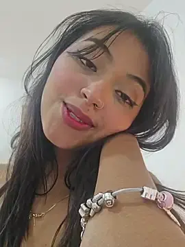 Yulia_Mercier_  live sex cam
