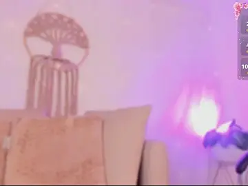 Ginni_charlotte  live sex cam