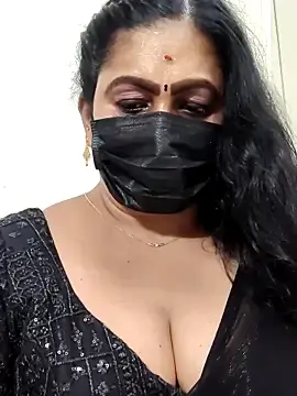 Mallu_aishwarya  live sex cam