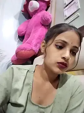 Naina11100  live sex cam