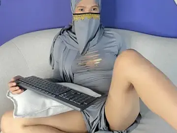Slaazy_VI  live sex cam