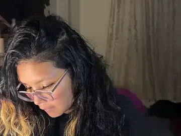 You_Ana31  live sex cam