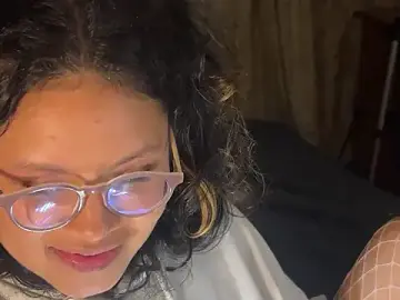 You_Ana31  live sex cam
