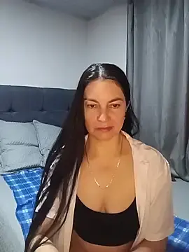 Renata_hot1  live sex cam