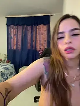 Alessandra_Schmoll  live sex cam