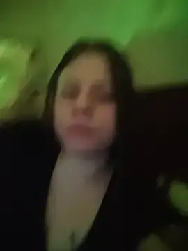 IrinaBlack002  live sex cam