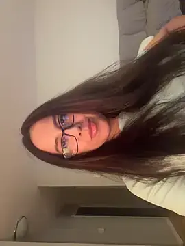 Juligg0825  live sex cam