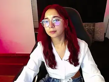 Lyrarose__  live sex cam