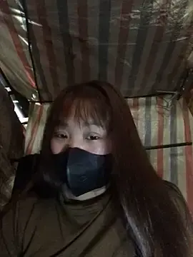 Mie-moe  live sex cam