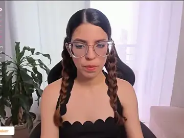 Nat_Bakerss  live sex cam