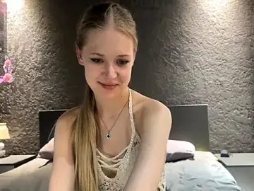 ZaidaSchwarten  live sex cam