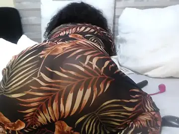 Foxybrownxx1  live sex cam