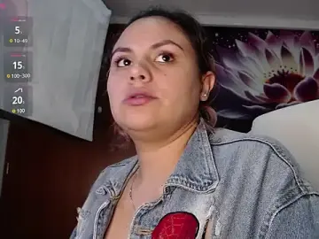 Lupita_1777  live sex cam