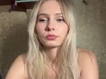 LynnMontiel  live sex cam