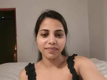 ShreyaShriya75  live sex cam