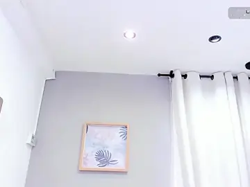 _alaiasmile_  live sex cam