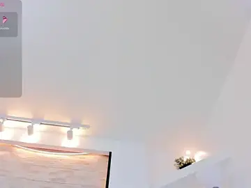 Ella_harper  live sex cam