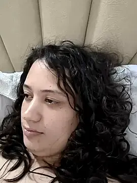 Alana_444  live sex cam