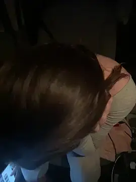 Autumn_Nighht  live sex cam