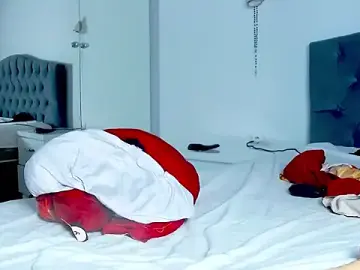 CrazyBhonnieX  live sex cam