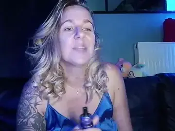 Delichieuse5  live sex cam
