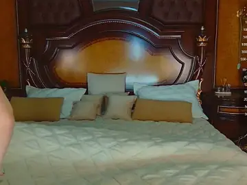 NoraBigAss  live sex cam