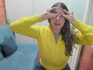 Penelope47  live sex cam